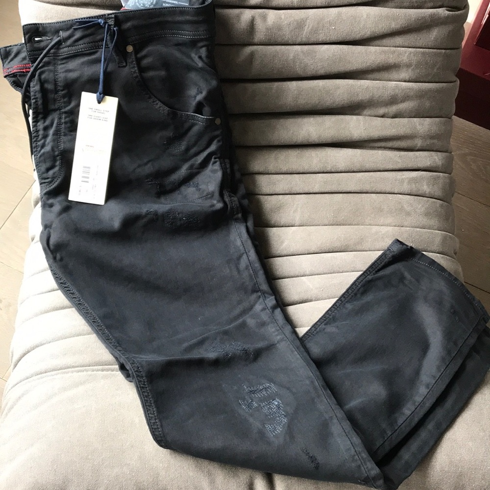 NWT Men’s Diesel Jogg Jeans dark wash